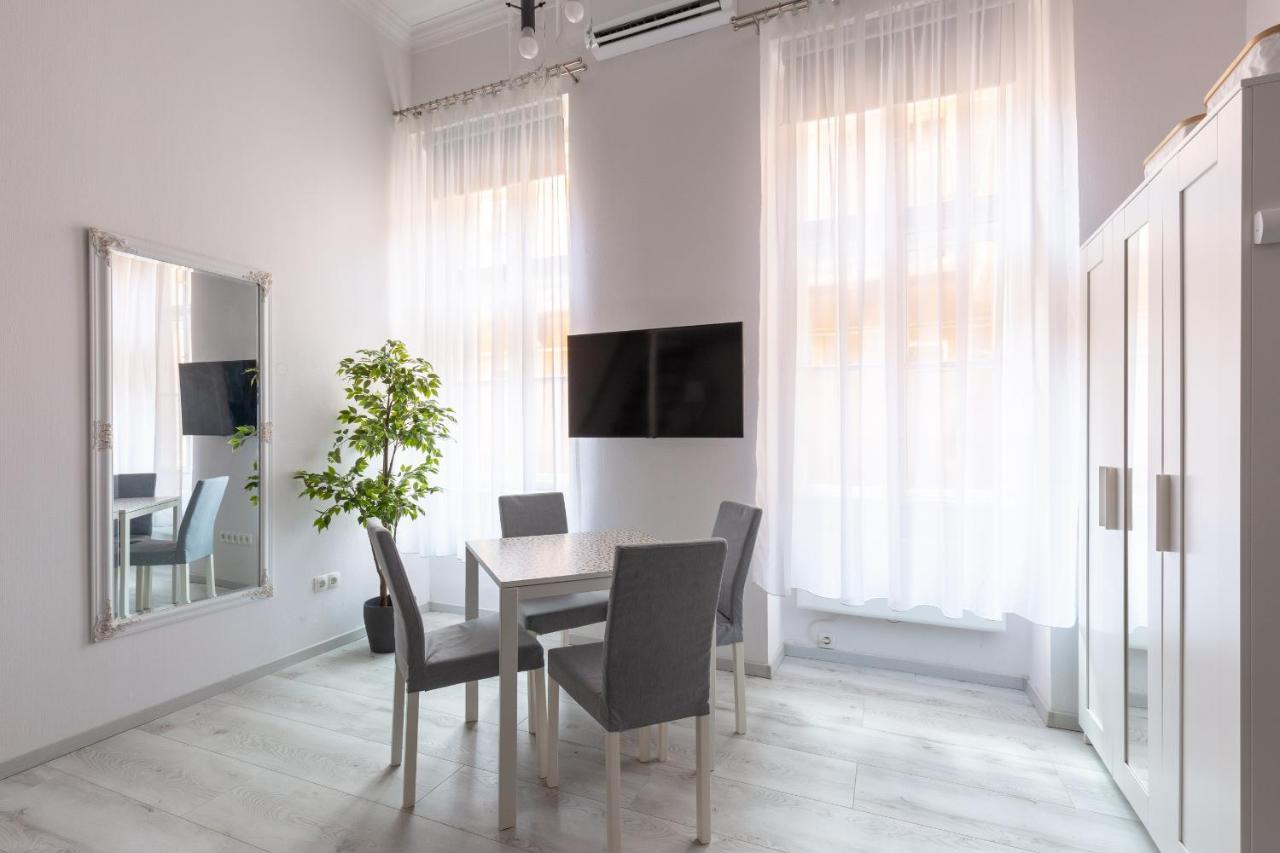 Apartment Standard By Hi5-relax With Style Budapest
